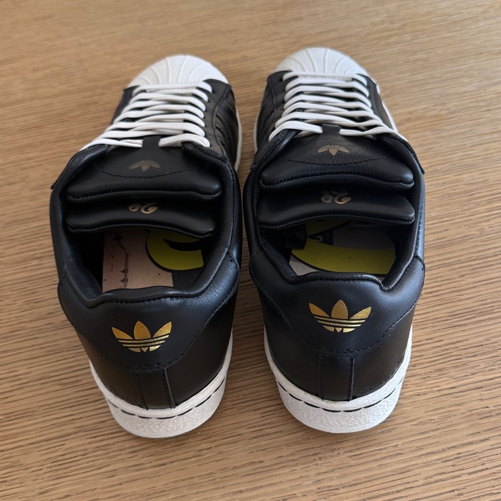Rare Girl Skateboard x Adidas Superstar sz9 Black - Picture 3 of 10